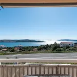 Apartment Monte Mare *