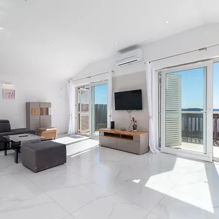 Monte Mare Apartment Seget Donji