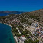 Monte Mare * 돈지세케트