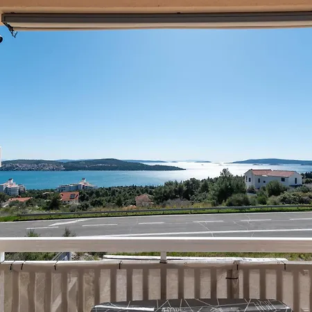 Apartment Monte Mare *