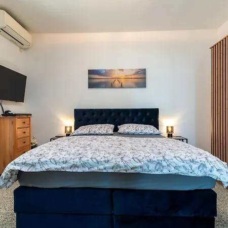 Apartment Monte Mare